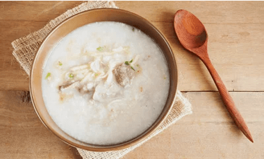 Sopa de suelo una base de dieta para la gastritis